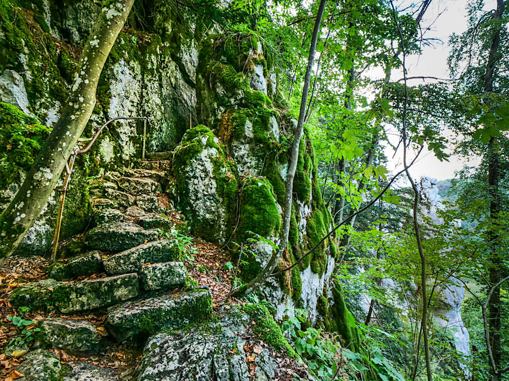 Altmühltal Klamm Wanderung - Von Riedenburg nach Prunn ist eine der schönsten Wanderungen im Altmühltal - Bayern