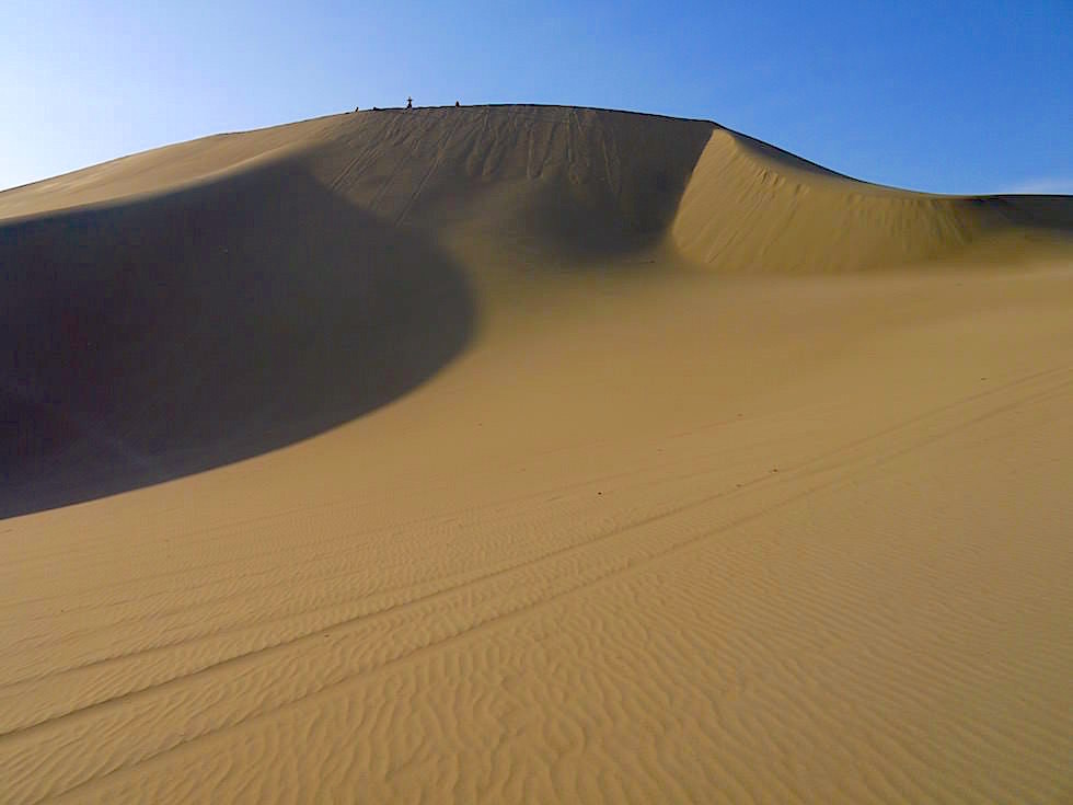 Sandboarding Sanddünen Huacachina Ica Peru
