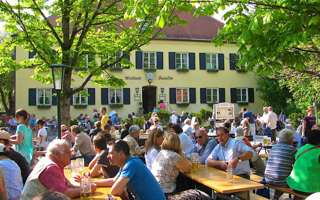 Aumeister Biergarten - Urig, schöner Biergarten im Nordteil des Englischen Gartens - München, Bayern