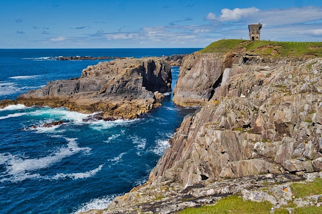 Malin Beg mit seinen faszinierende Klippen - Donegal, Irland