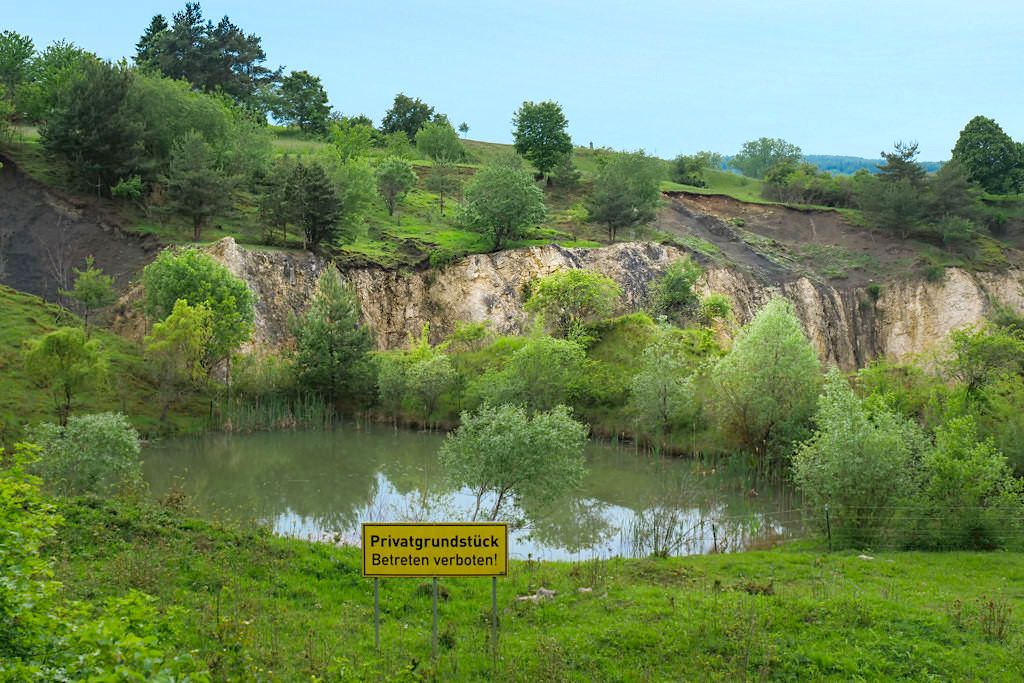 Astronauten Steinbruch oder Steinbruch Siegling - Ries-Ereignis: Apollo Crew studierte hier Impaktgesteine - Geopark Lindle, Bayern