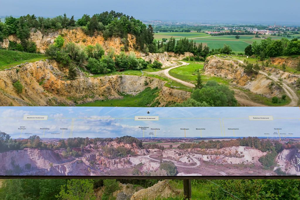 Ausblick von der Aussichtsplattform im Geotop Lindle - Donau-Ries - Nördlingen, Bayern