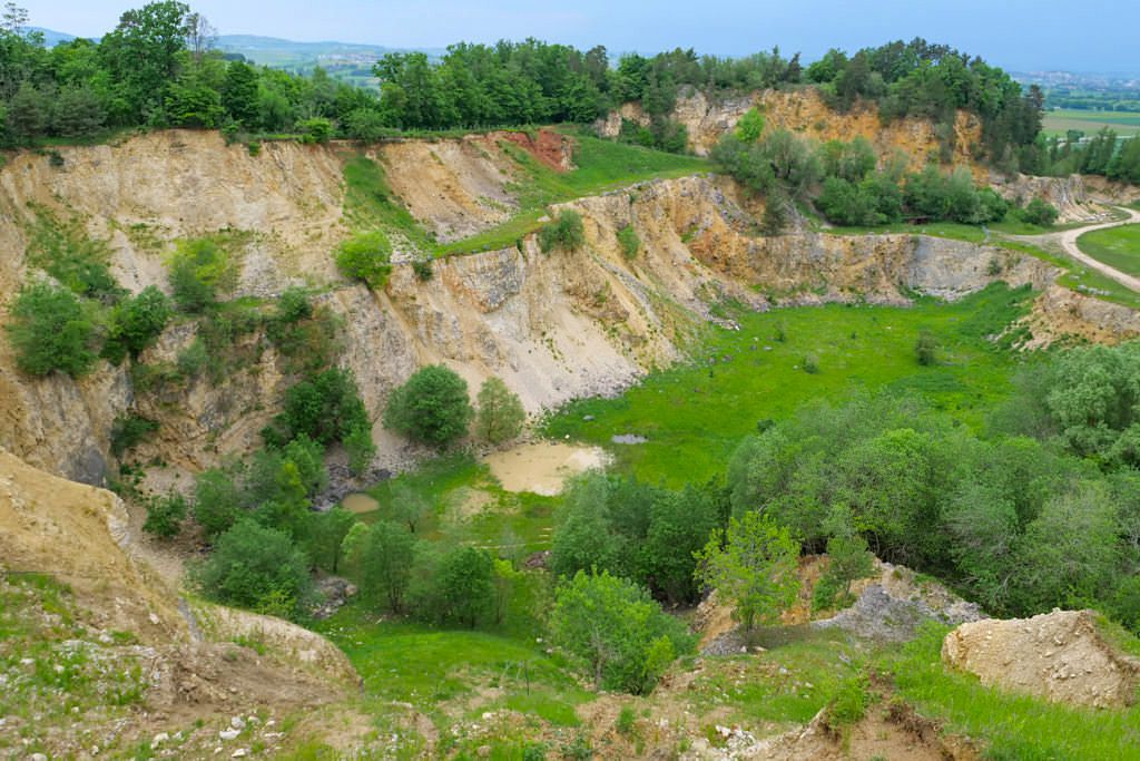 Geopark Lindle bei Holheim - Ausblick auf den geschützten Biotop Bereich - Nördlingen, Bayern