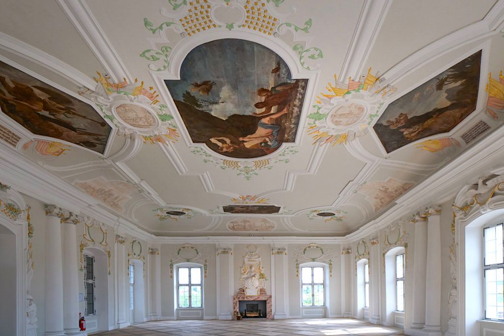 Harburg: Der Festsaal kann für Hochzeiten & Feiern gemietet werden - Schönste Burgen & Schlösser im Donau-Ries, Bayern