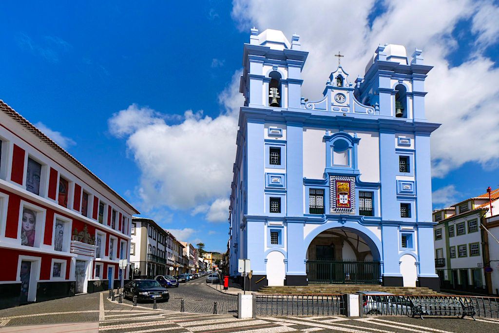 Igreja da Misericordia - Imposantes blau-weißes, barockes Bauwerk & Kirche von Angra do Heroismo - Terceira - Azoren