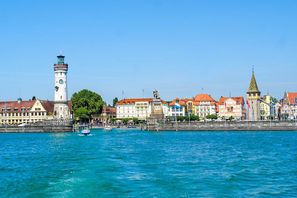Lindau: der Hafen& die Altstadt der südlichsten Stadt Deutschlands- Dreiländer-Bodensee-Schiffsrundfahrt - Bayern