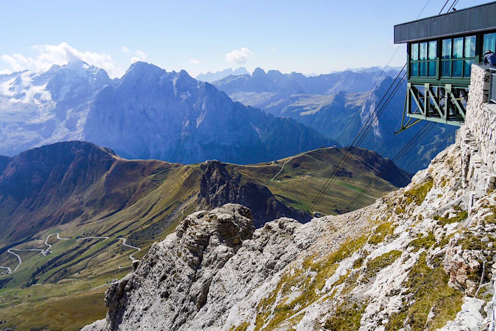 Pordoispitze - Grandiose Ausblicke von der Panorama-Terrasse des Sass Pordoi - Leichte Piz Boe Wanderung - Sellagruppe, Dolomiten