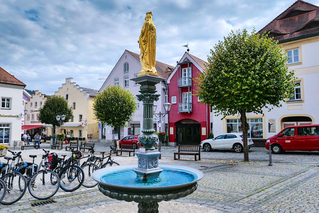 Riedenburg Perle des Altmühltals - historisch, schönes Zentrum - Bayern
