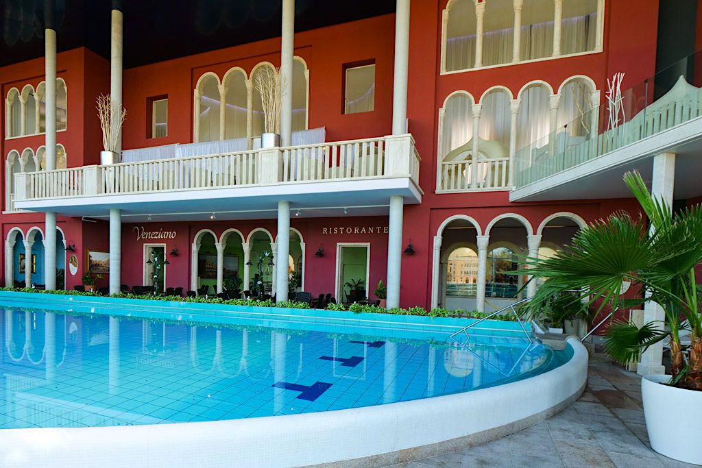 Therme Erding - Das Royal Day Spa bieten Suiten & RelaxOasen über dem Palazzo Veneziano - Bayern