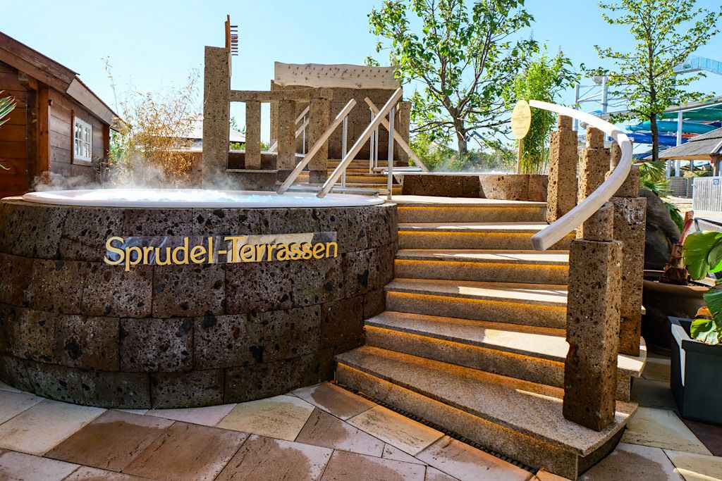 Therme Erding - Sprudel-Terrassen in der VitalOase - Bayern