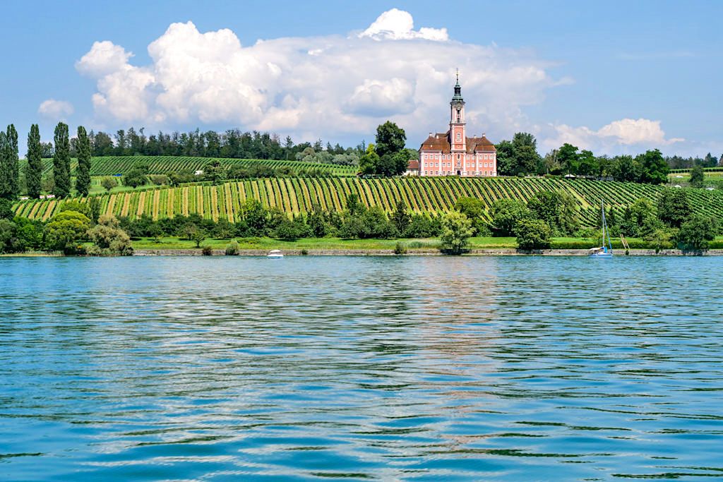 Grandioser Ausblick auf die Wallfahrtkirche Birnau & Weinberge - Panorama-Schiffsfahrt auf dem Bodensee - Überlinger See - Baden-Württemberg