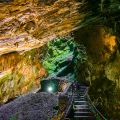 Algar do Carvao - Schönste Lava- und Tropfsteinhöhle der Azoren - Terceira