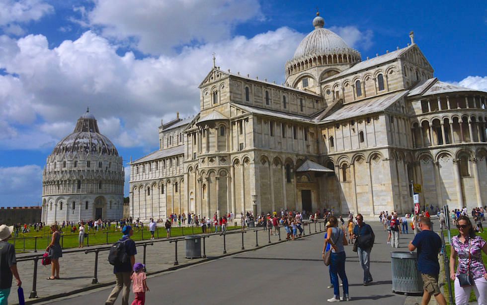 Baptisterium - Taufbecken - Schiefe Turm von Pisa - Italien