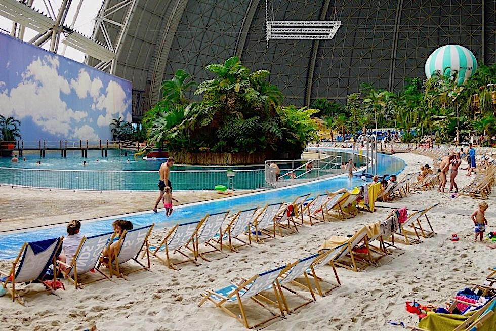 Tropical Island - Südsee, Sandstrand & tausende von Liegestühlen - Brandenburg
