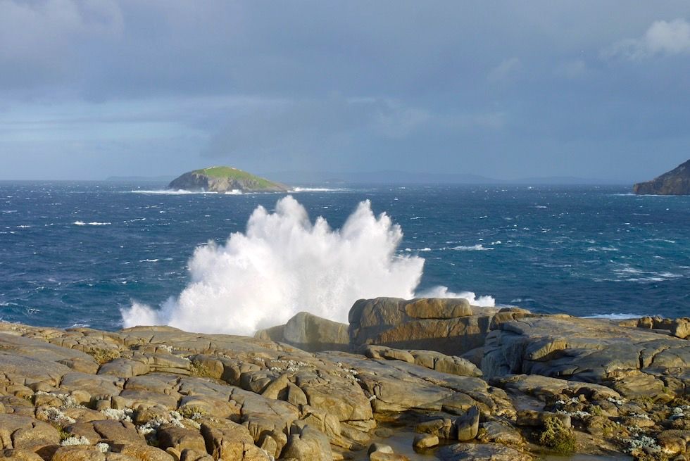 Ausblick - Natural Bridge - Torndirrup National Park - Rainbow Coast Highlights - Western Australia