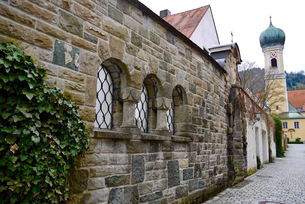 Radrunde Allgäu: Immenstadt im Allgäu - altes Gemäuer & Kirche - Bayern