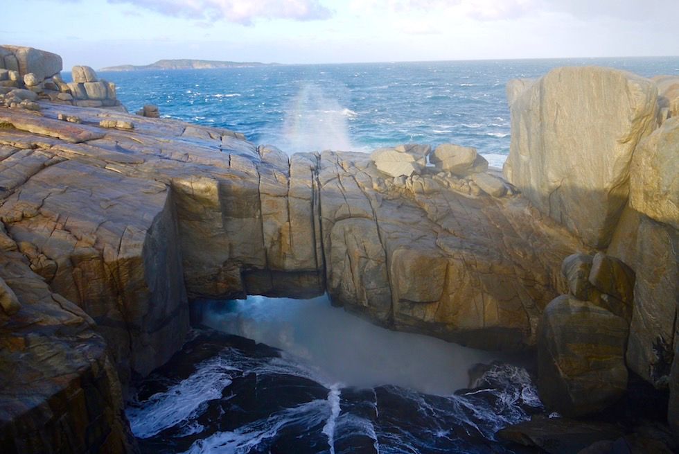 Natural Bridge - Tongirrup National Park - Rainbow Coast Highlights - Western Australia 