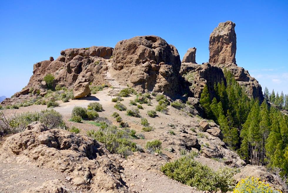 Roque Nublo Wanderung - Erste der beiden Plateau Stufen beim Gipfel - Gran Canaria
