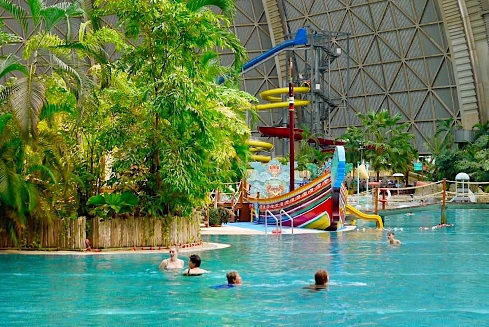 Tropical Islands - Leuchtende Farben & Badespaß im Südsee-Becken - Brandenburg