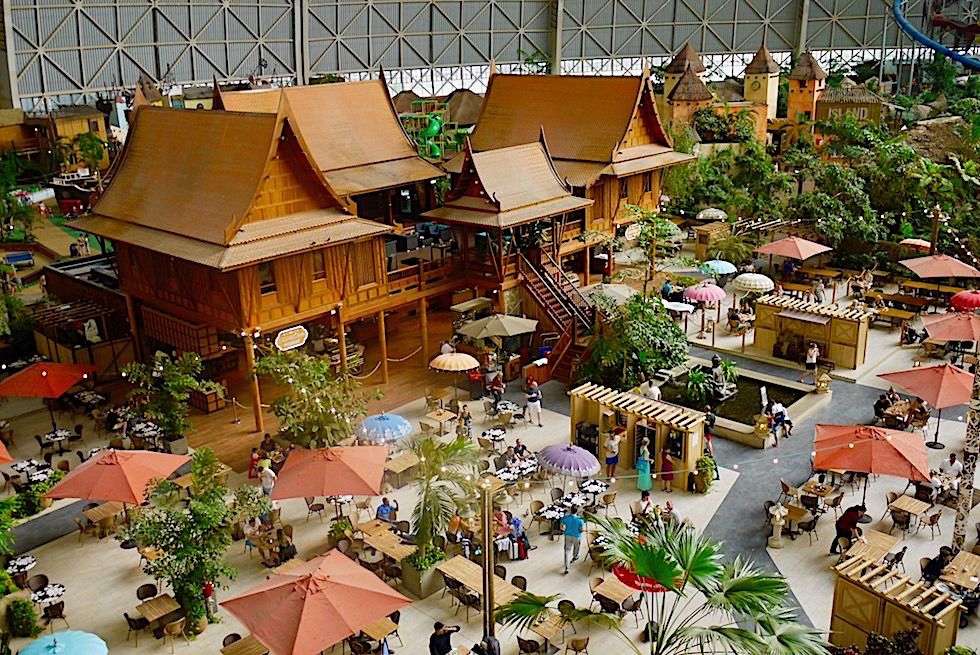 Tropical Islands - Restaurant-Meile in der Halle - Brandenburg