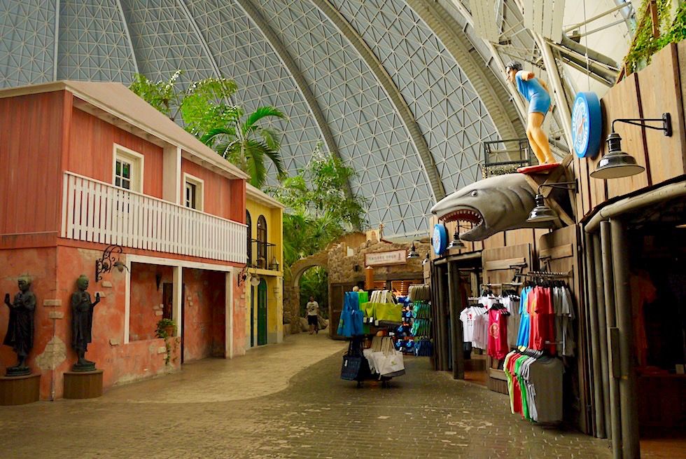 Tropical Islands - Shopping-Meile beim Eingangsbereich - Brandenburg
