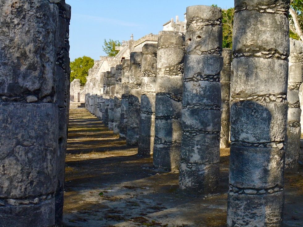 Chichen Itza - Gruppe der 1000 Säulen beim Kriegertempel - Yucatan - Mexiko