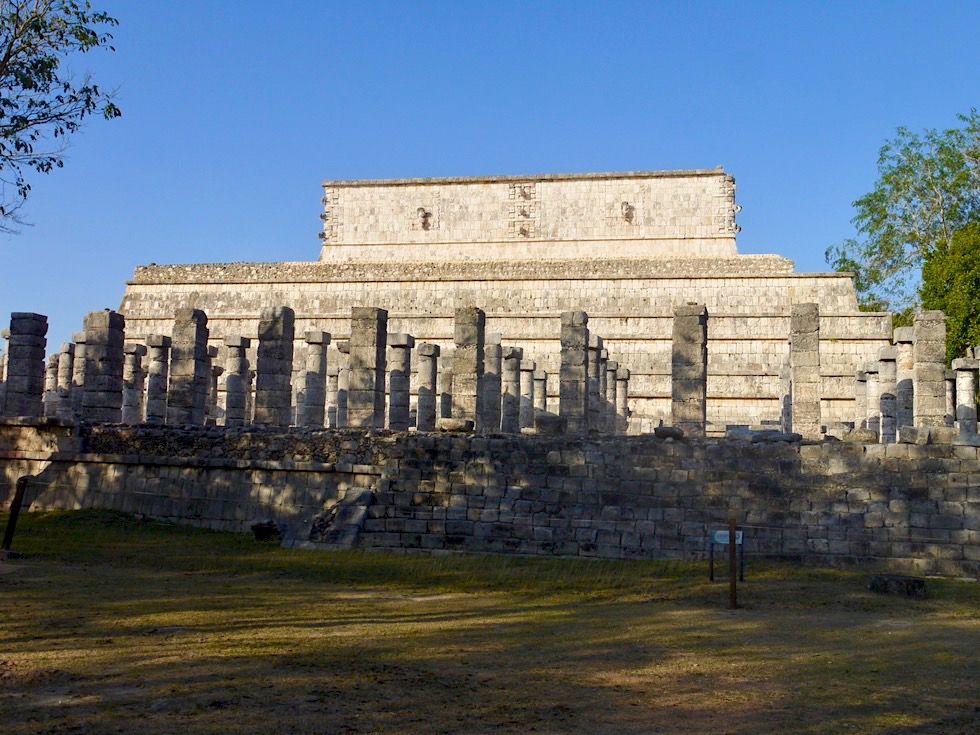 Chichen Itza - Auf der Rückseite des Kriegertempels: Gruppe der 1000 Säulen - Yucatan - Mexiko