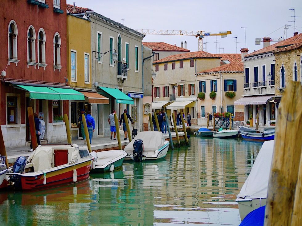 Murano - Kanäle, Boote & bunte Fasaden - Lagune von Venedig - Italien