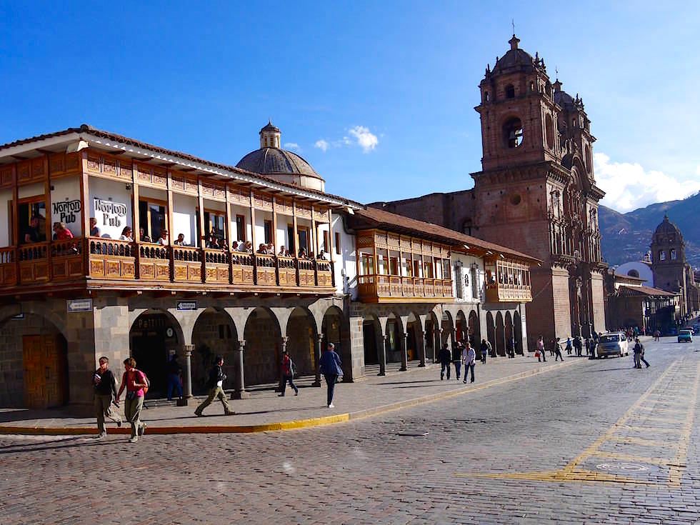 Norton Bar Plaza de Armas Cusco Peru