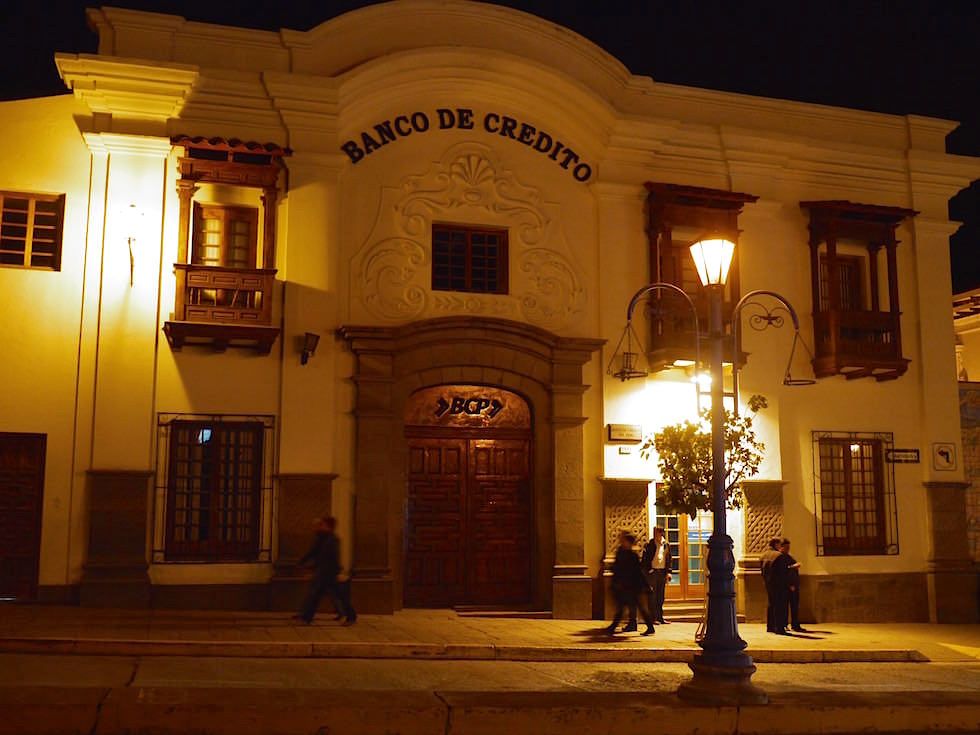 Bankgebäude - Avenida el Sol - Cusco Peru